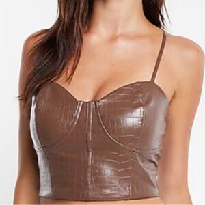 NWT women Express Body Contour Croc Mocha Faux Leather Corset Crop Top Sz M